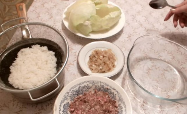 Classic Stuffed Cabbage step 2