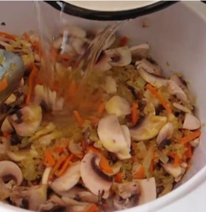 Lean Bulgur Pilaf with Mushrooms step 7