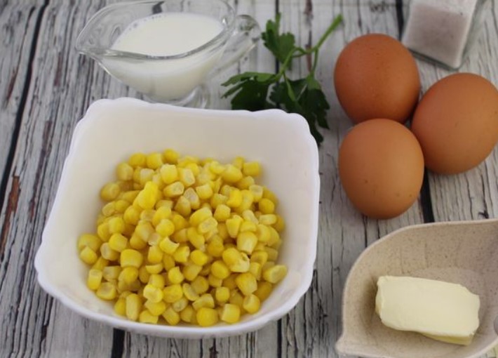 Omelet with corn step 1