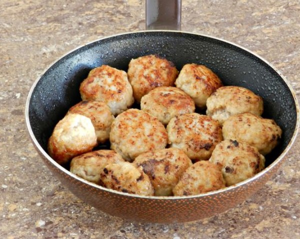 Meatballs With Pumpkin, Potatoes and Leeks Baked in Cream step 5