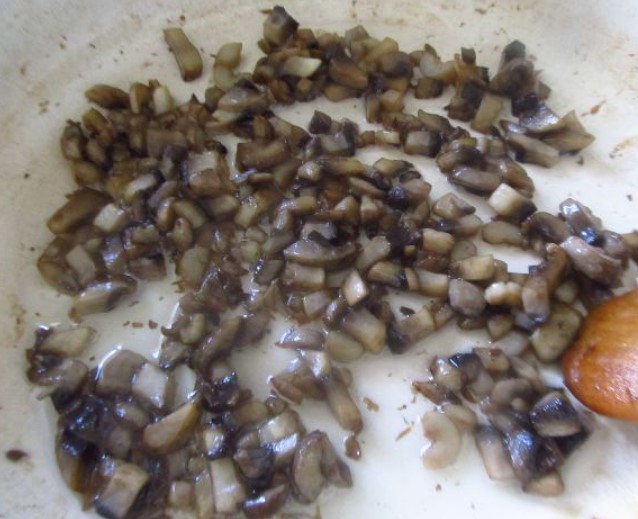 Potato Cutlets with Mushrooms step 3