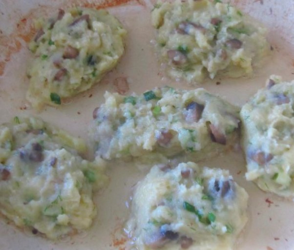 Potato Cutlets with Mushrooms step 8