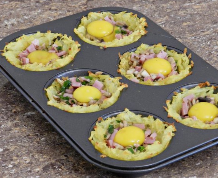 Potato “Nests” with Quail Eggs step 11
