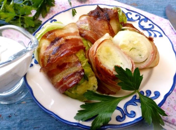 Peking Cabbage Stuffed Cabbage with Potatoes and Bacon