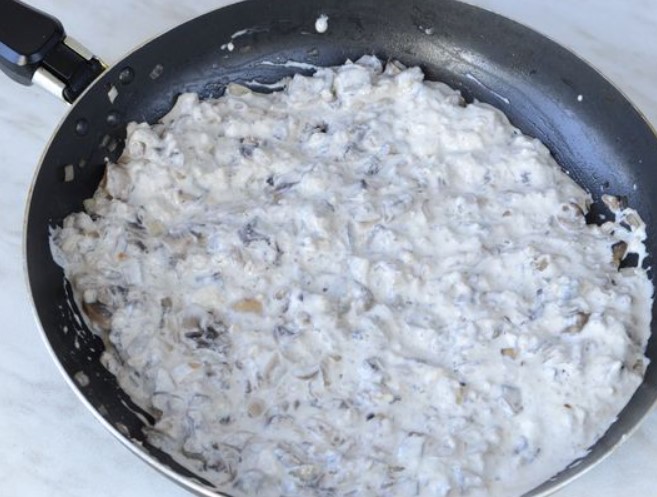 Pasta in a Creamy Sauce with Mushrooms and Nuts step 13