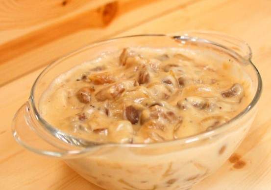Creamy Mushroom (and Chicken) Sauce