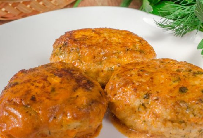 Lazy Stuffed Cabbage Rolls with Chicken and Oatmeal