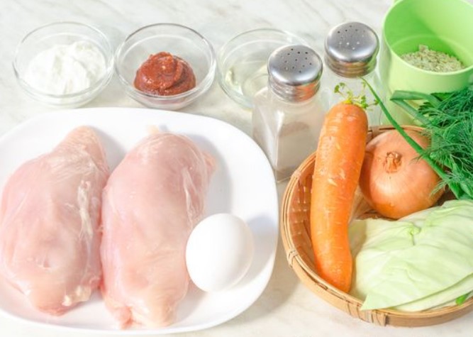 Lazy Stuffed Cabbage Rolls with Chicken and Oatmeal step 1