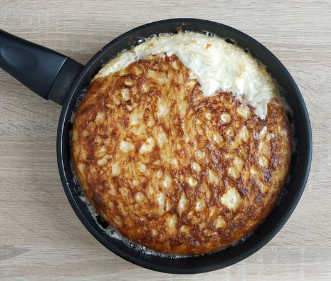 Omelet with Cheese and Noodles step 10
