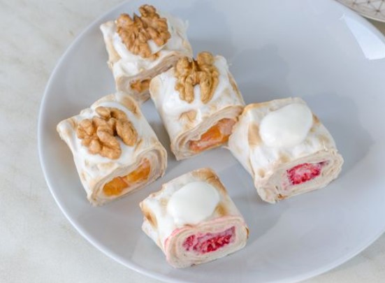 Lavash Rolls With Curd-Banana Filling (Raspberries and Apricots) step 11