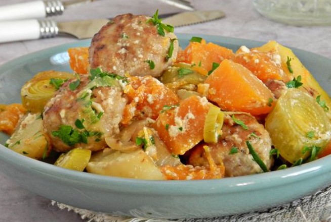 Meatballs With Pumpkin, Potatoes and Leeks Baked in Cream step 12