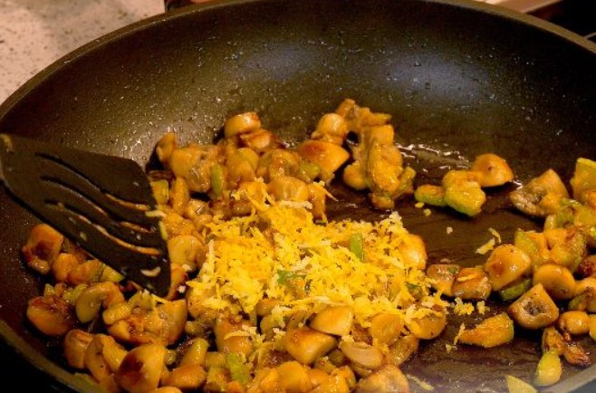 Couscous with Mushrooms and Zucchini step 8