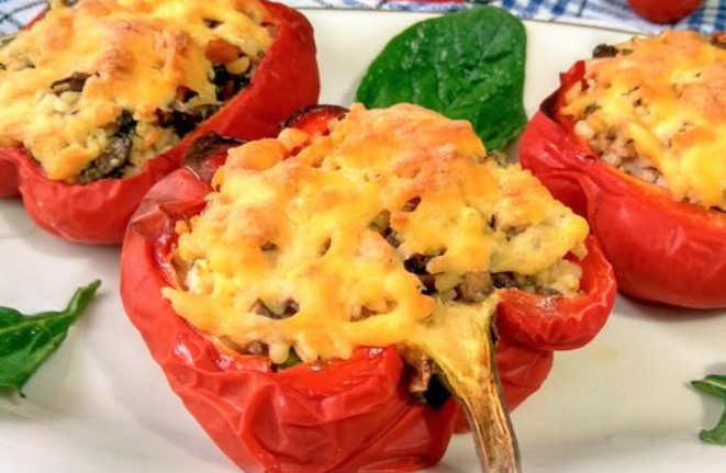 Oven Baked Stuffed Peppers with Chicken, Mushrooms and Bulgur