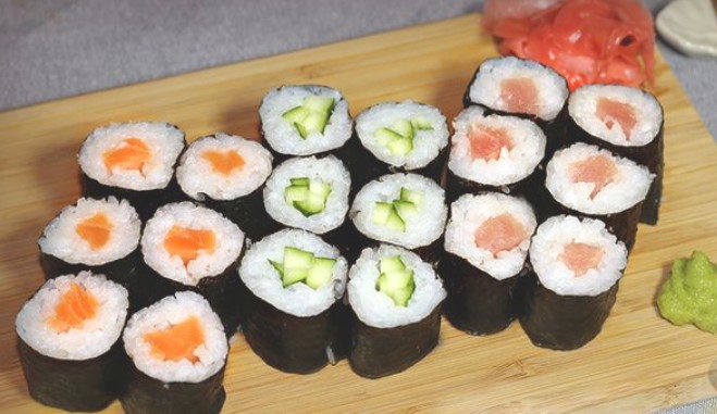 Maki Sushi (Rolls)