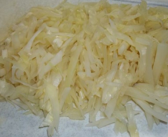 Omelet with Cabbage step 1