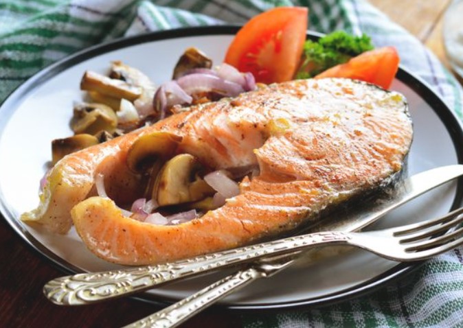Fried Salmon in Honey Glaze, with Mushrooms and Onions