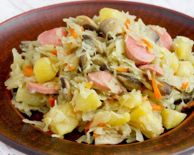 Cabbage Stewed with Sausages, Potatoes and Mushrooms
