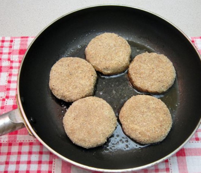Potato Meatballs with Stew step 10