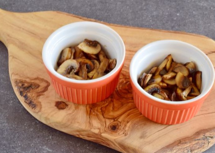 Champignons in Cream step 6