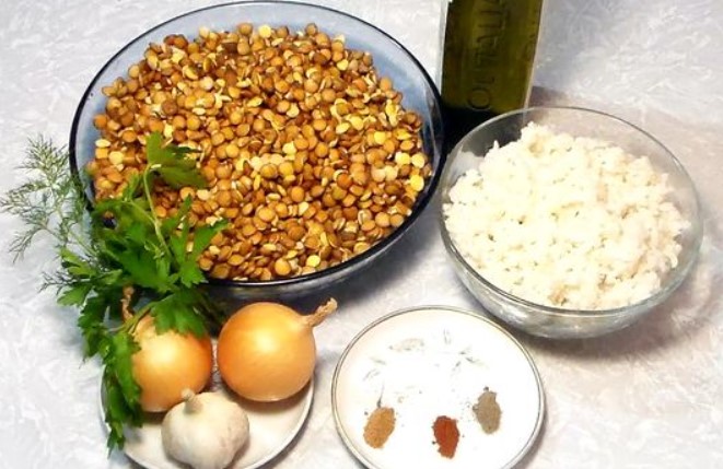 Lentil and Rice Meatballs step 1