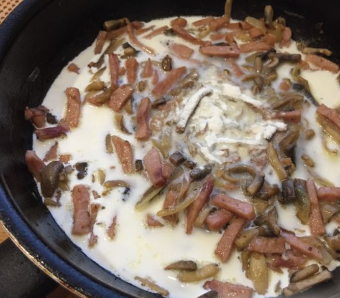 Baked Potatoes with Ham and Mushrooms step 9