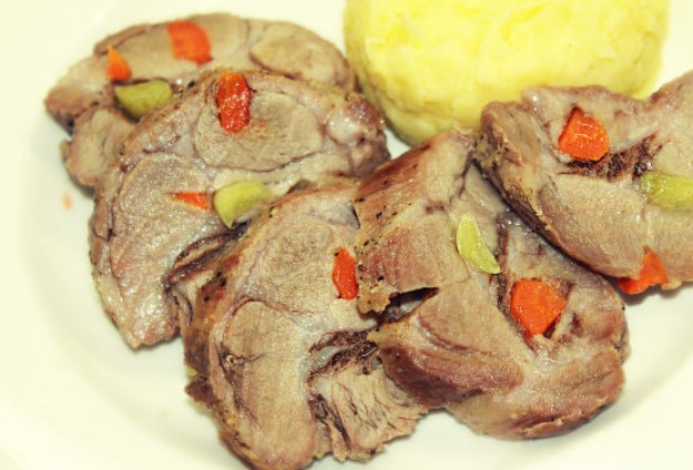 Home-Made Juicy Boiled Pork