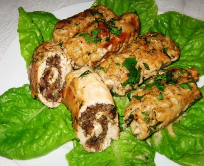 Chicken Rolls with Honey Agarics
