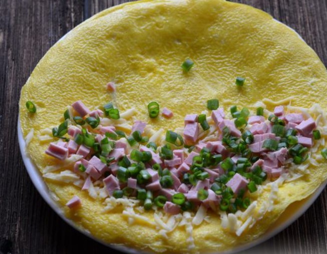 Omelet in Pita Bread with Sausage and Cheese step 9