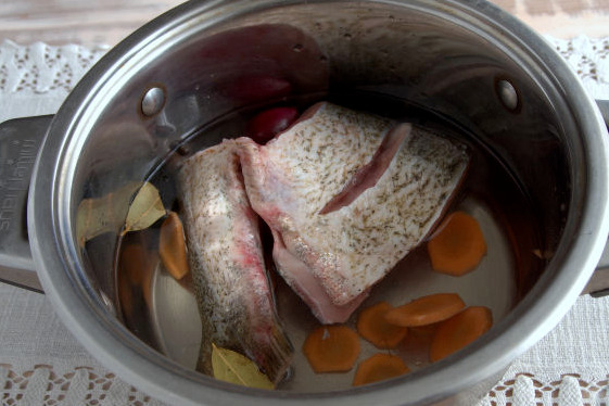 Jellied Fish (Portioned) step 2
