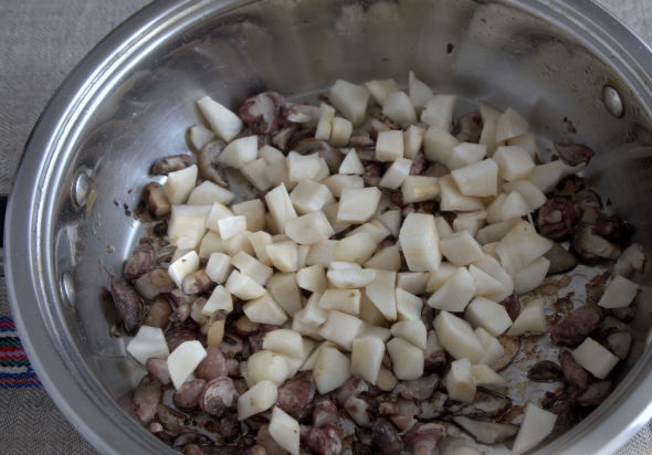 “Autumn” Stew with Jerusalem Artichoke, Mushrooms and Beans step 1