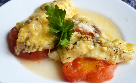 Fish Baked with Zucchini and Tomatoes
