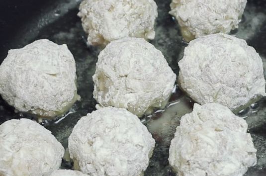 Meatballs with Gravy (no Rice) step 3