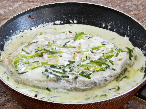 Fish Stewed in Cream with Leeks step 7