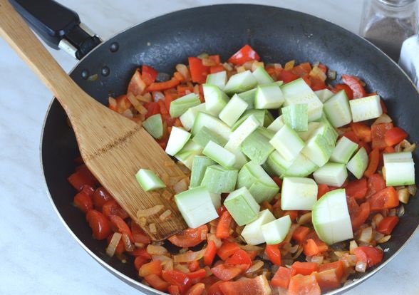 Zucchini Paprikash with Tomatoes step 9