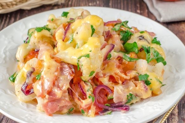 Cauliflower Stewed with Bacon and Tomatoes, Topped with Cheese
