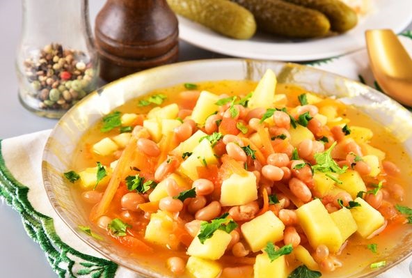 Stewed Potatoes with Canned Beans