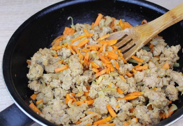 Eggplant Stewed with Minced Meat, Rice and Tomatoes step 4