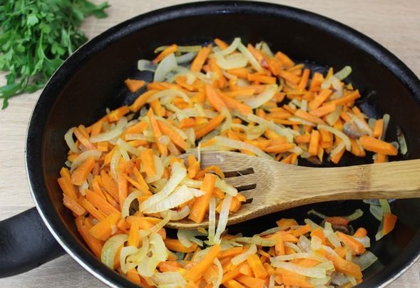 Eggplant Stewed with Minced Meat, Rice and Tomatoes step 3