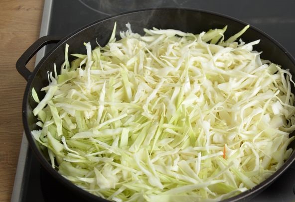 Cabbage Stewed with Pumpkin and Mushrooms step 5