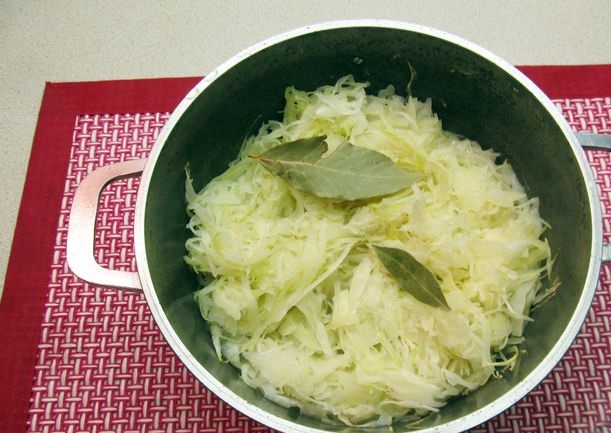 Cabbage Stewed with Beans, Potatoes and Tomato Paste step 10