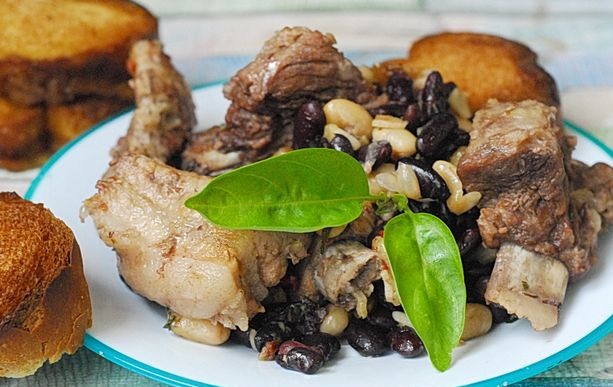 Pork Ribs Baked with Beans and Bread (Cassoulet)