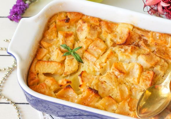 Burgundy Apple Casserole