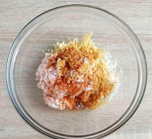 Chicken Cutlets in Potato Nests step 5