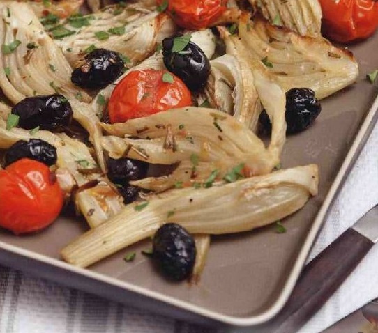 Fennel Baked with Tomatoes and Olives