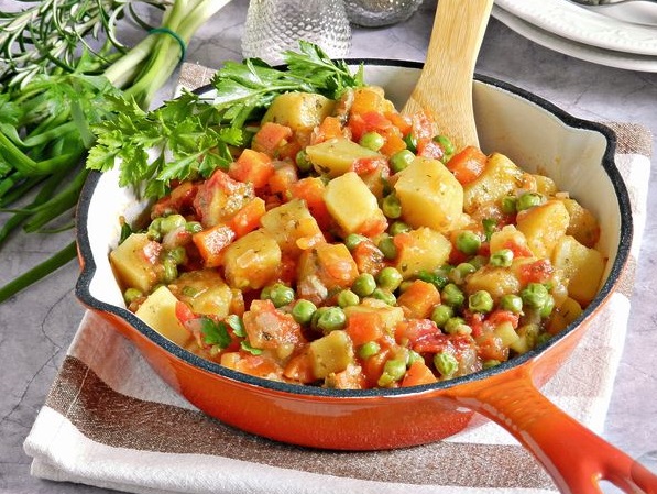 Vegetable Stew with Green Peas