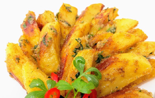 Garlic Potatoes “Oven” in the Oven