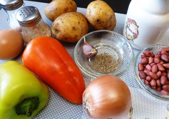 Bell Pepper Stuffed with Potatoes step 1