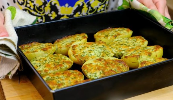 Baked Potatoes with a Fragrant Cheese Crust step 7