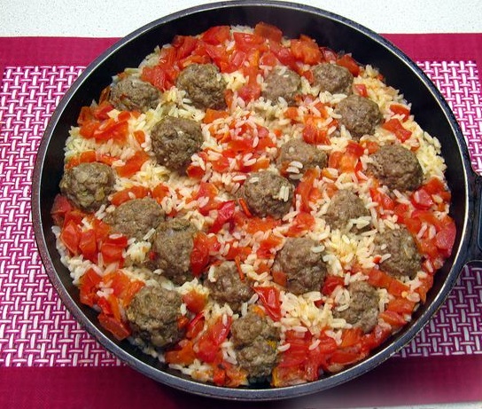 Rice with Meat Balls, Tomatoes and Bell Peppers step 15