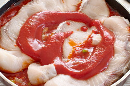 Fish in Tomato Sauce with Green Peas step 8